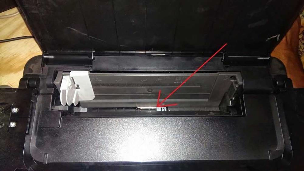 Что делать если принтер зажевал бумагу и лист порвался